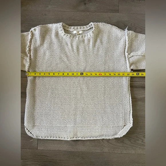 NWT Easel Los Angeles Chunky Knit Sweater S/M Relaxed Fit Beige Top Crew neck - Picture 12 of 12